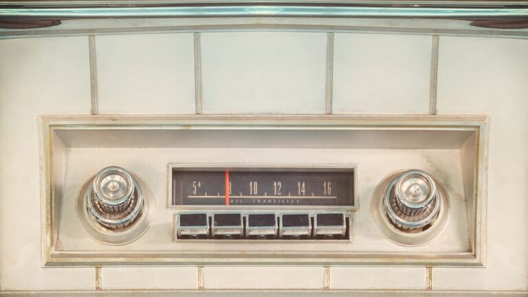 Follow In-Car Entertainment From 1926 to Today