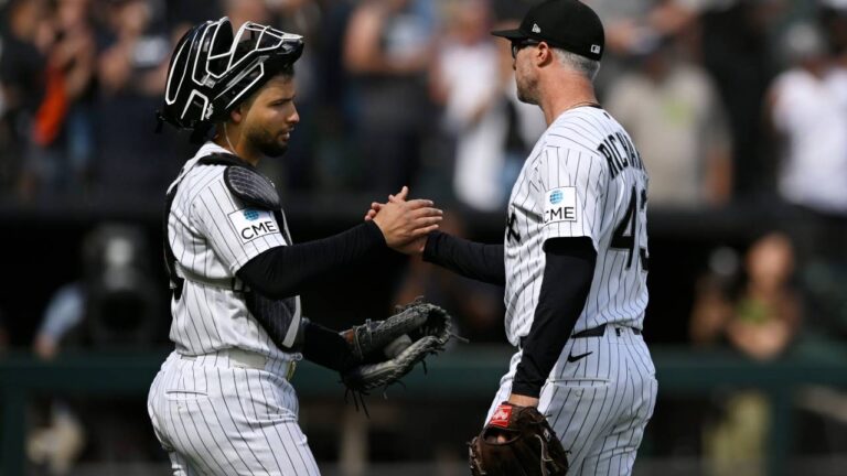 MLB Roundup: White Sox outslug Tigers with out Murakami