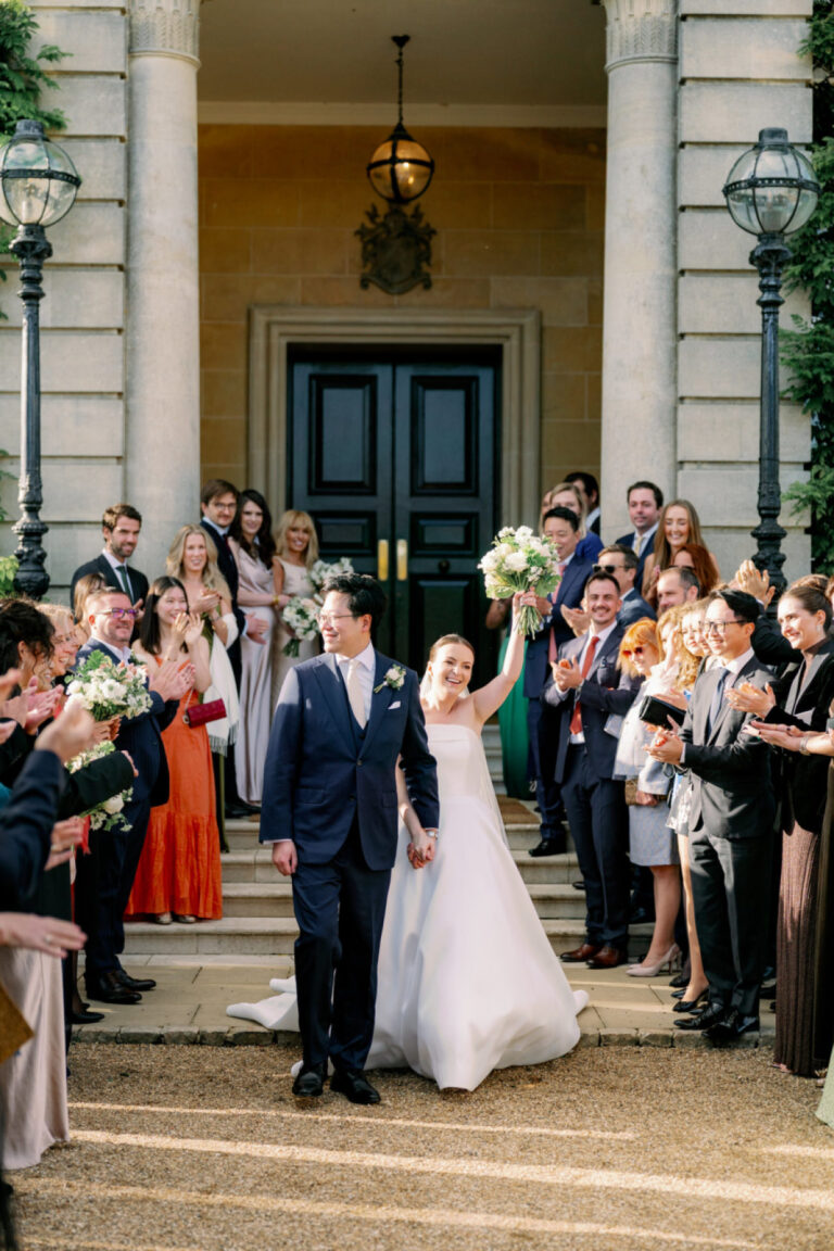 A Romantic Hedsor House Wedding with Blush Florals and a Chinese Tea Ceremony