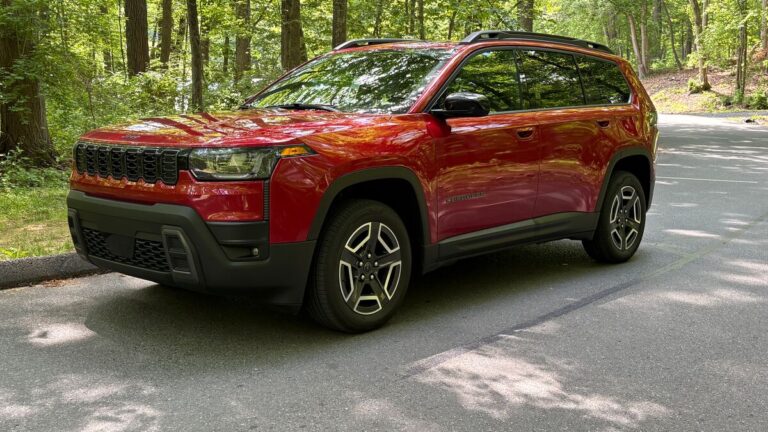 Driving the 2026 Jeep Cherokee Laredo