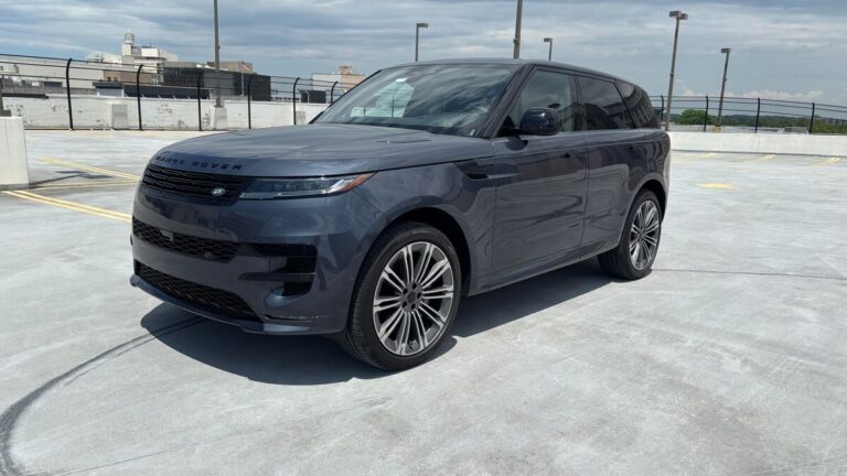 Driving the 2026 Range Rover Sport Dynamic SE
