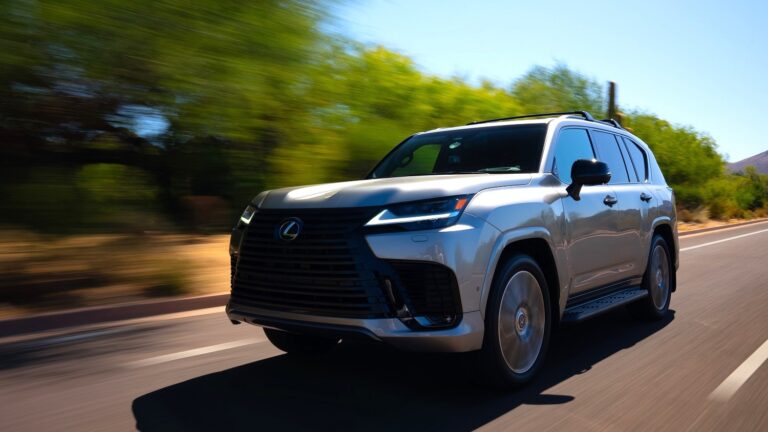Review: 2026 Lexus LX 700h Luxury