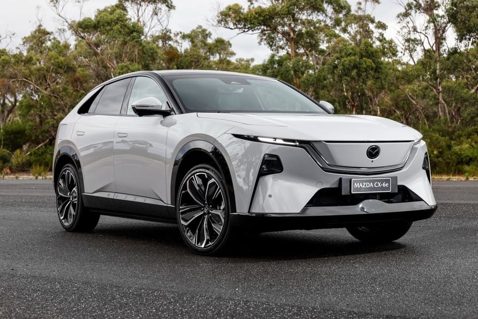 Mazda CX-6e