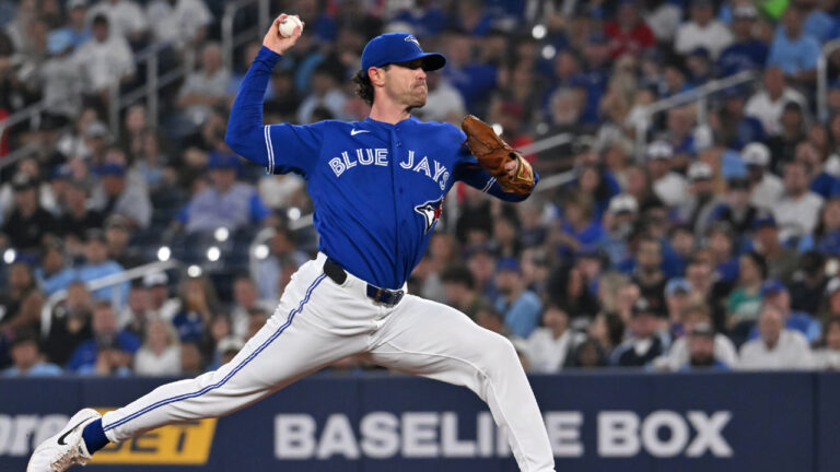 Bieber, Straw hope for return to Blue Jays as market beckons 
