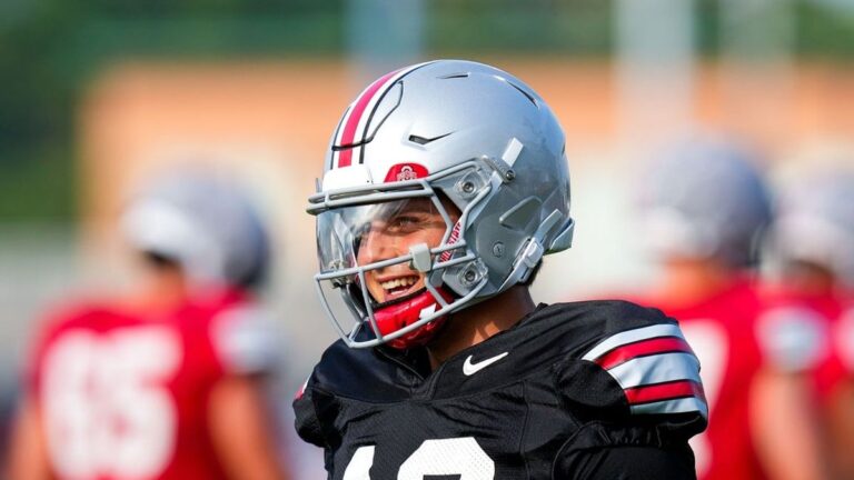 Deadspin | Our prime Heisman Trophy candidate in each FBS convention