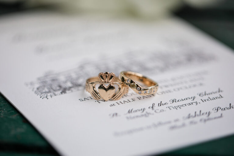Irish Wedding Traditions: Inform Me Extra About The Claddagh | OneFabDay.com
