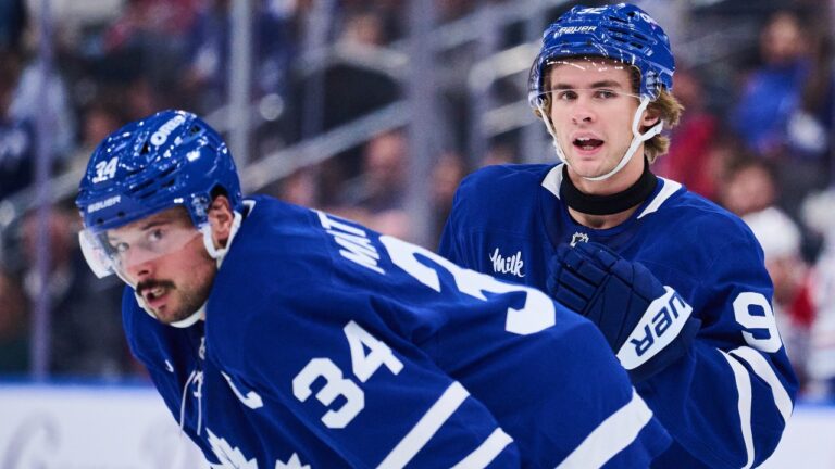Sunday Overreactions: Should Maple Leafs simply play McKenna with Matthews straight away?