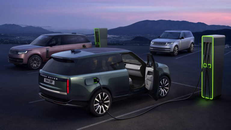 The Electric Range Rover Costs $25,000 More Than The Gas One And Tows A Ton Much less