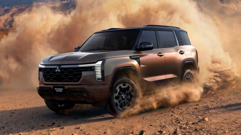 The Mitsubishi Pajero Is Again To Take On The Toyota Land Cruiser