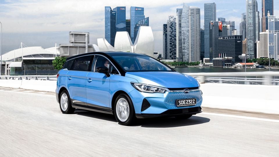 BYD E6