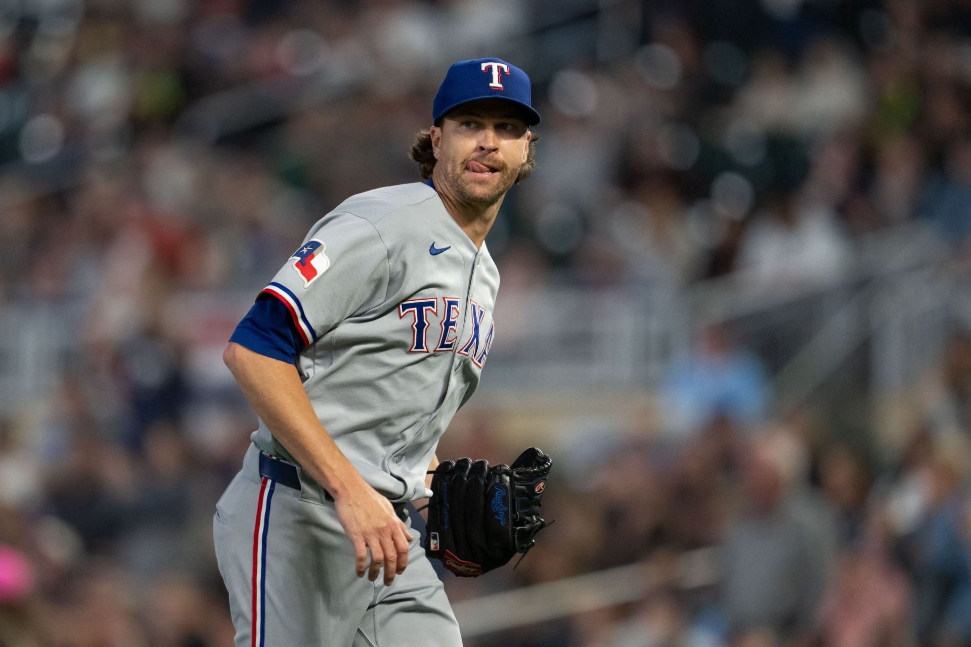 Texas Rangers ace Jacob deGrom could be traded in the offseason - Source: Imagn