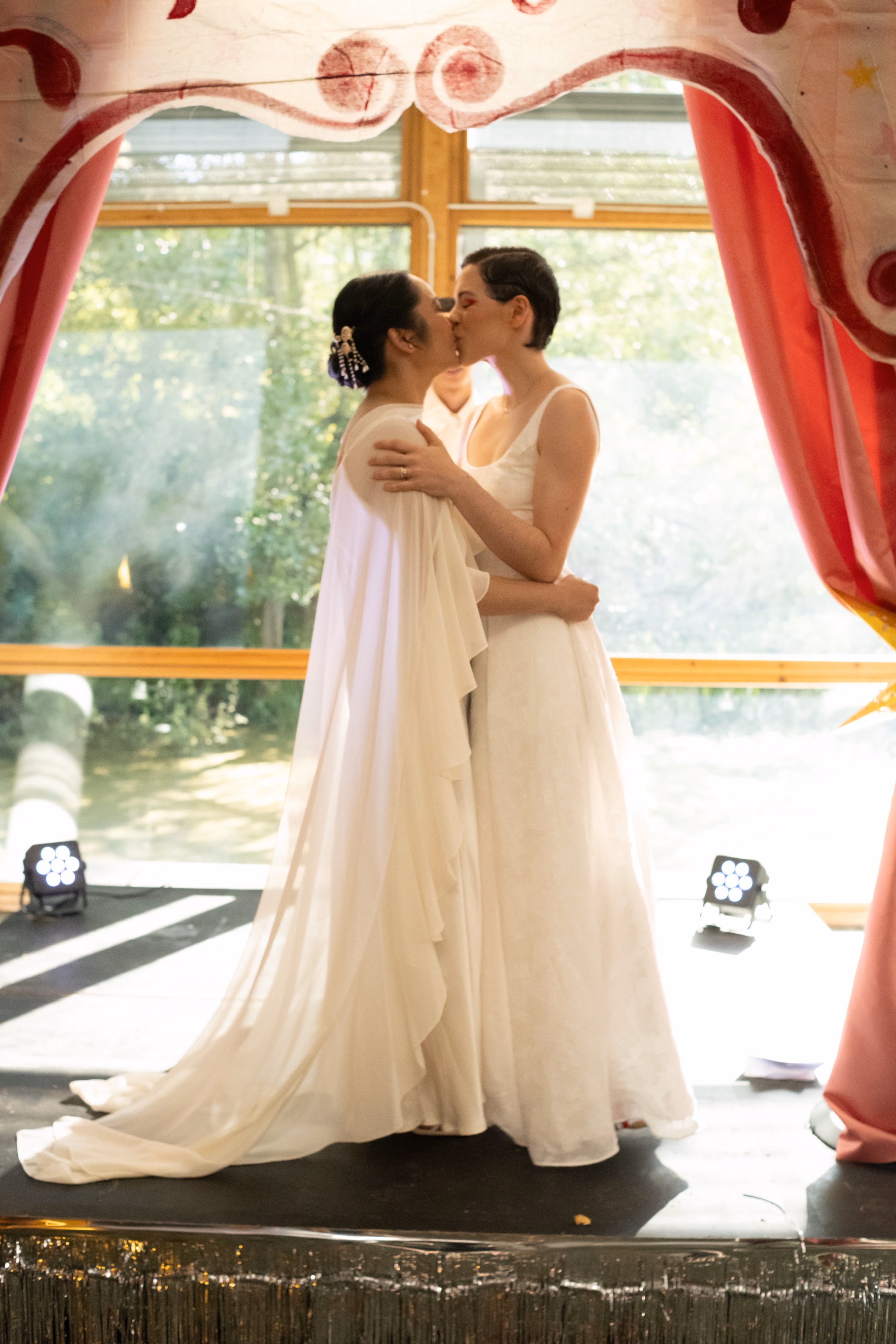 Bobby Tsang Vintage Magic Show Theatre Inspired Wedding 124