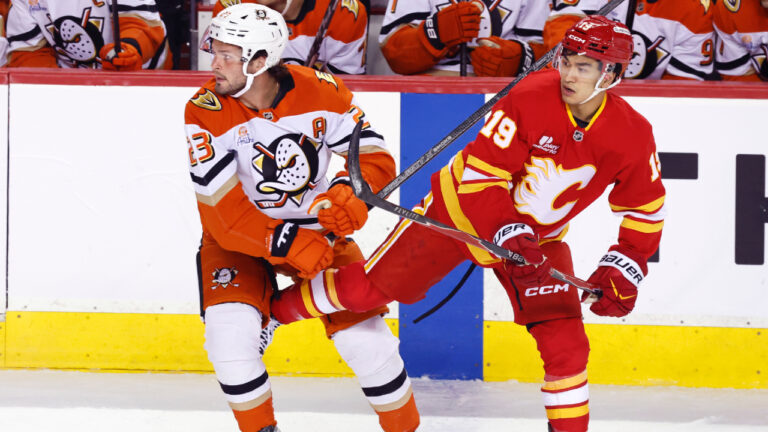 Ducks’ rebuild supplies blueprint for Flames to comply with