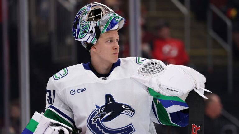 Goaltender Leevi Merilainen getting probability to showcase abilities with Canucks