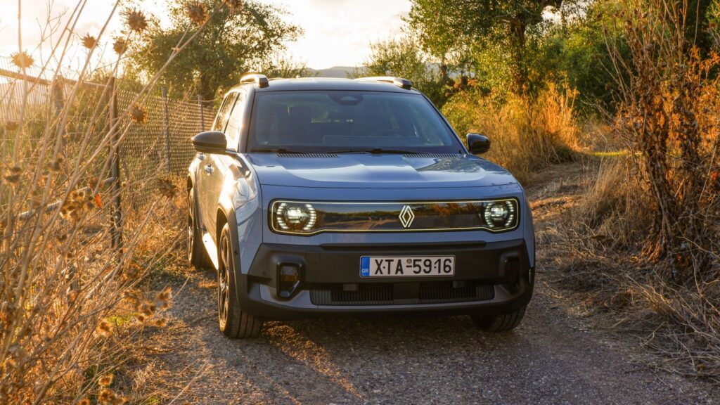  The Renault 4 Might Be The Best Retro EV Out There | Review