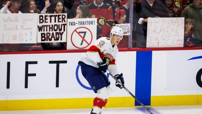 Senators followers steal the present in Brady Tkachuk’s emotionally charged return