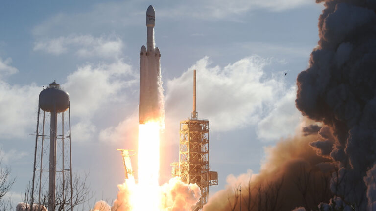Shooting A Rocket Into Space Now Cheaper Than Hiring An Oil Tanker, And It’s Not Because Space Travel Got Less Expensive – Jalopnik