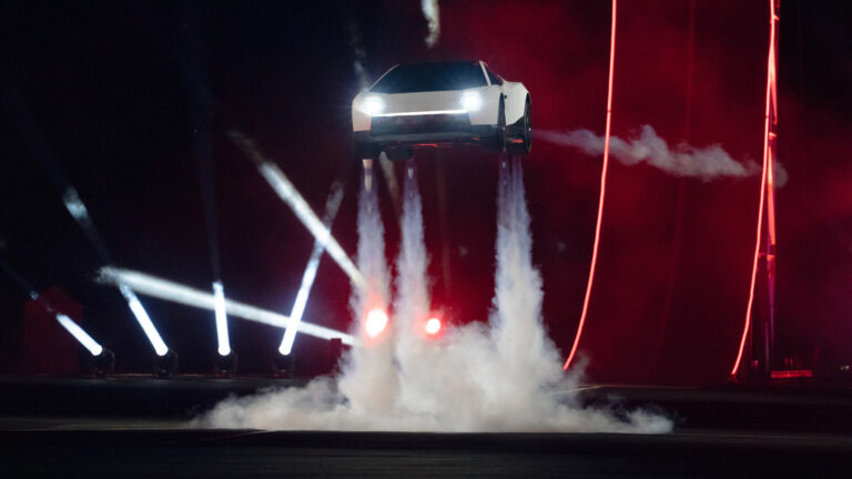 These Are Your Tesla Roadster Takes – Jalopnik