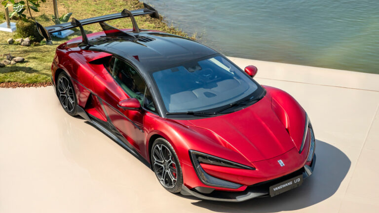 We Drive China’s First-Ever Super Car, And Boy Do We Have Thoughts | Review: YangWang U9 – CarScoops