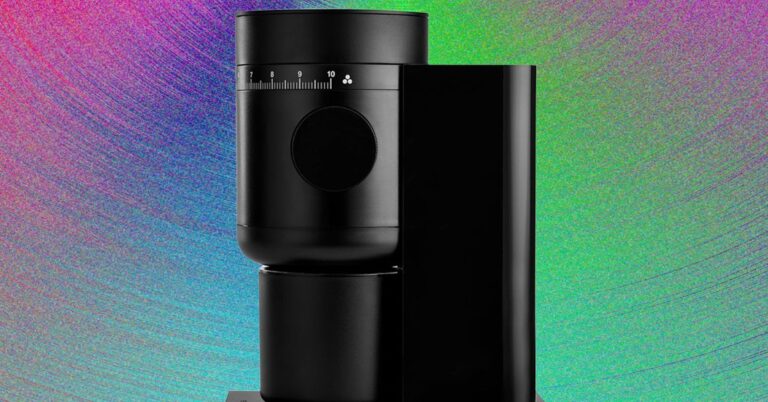 We Used Particle Analysis (and Lots of Sipping) to Find the Best Coffee Grinders