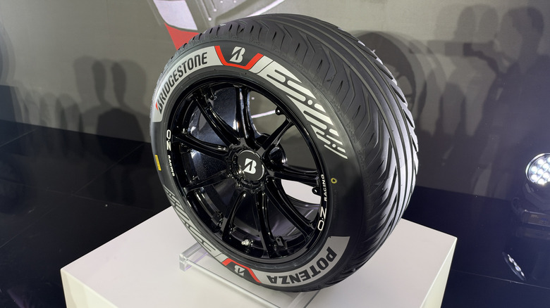 Bridgestone's Formula E Gen4 Typhoon tire